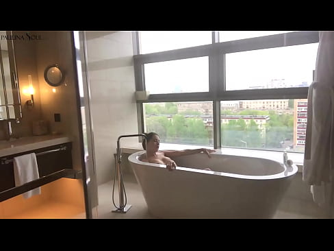 ❤️ Tremenda nena masturbando apasionadamente su coño en el baño ❌  Sexo en es.truedating.top ❌️